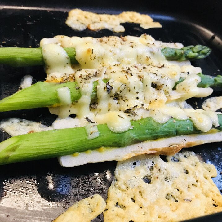 簡単一品 乗せて焼くだけ ちくわアスパラチーズ焼き レシピ 作り方 By まるママ あるものレシピ 楽天レシピ